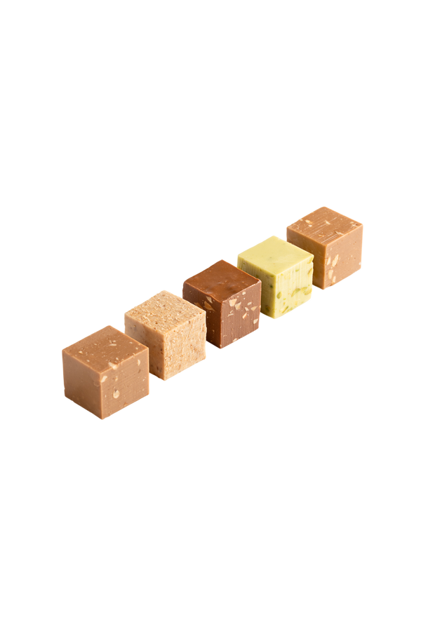 Réglette de 5 Favatufi Favarger, truffes au chocolat suisse aux saveurs gourmandes, fabriquées à Genève.