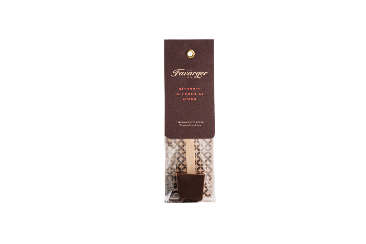 Bâtonnet de chocolat chaud Favarger au chocolat noir suisse, idéal pour préparer une boisson chaude intense et gourmande.