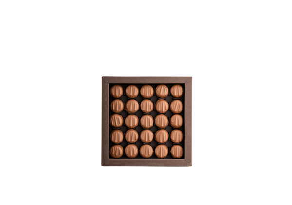 Coffret de 25 Nougalines Favarger, chocolats suisses, coque de nougatine croustillante et chocolat au lait.