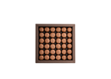 Boîte de 36 Nougalines Favarger, assortiment de chocolats suisses et à la nougatine, fabriqués à Genève.   