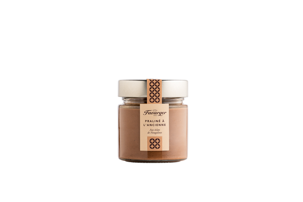 Pâte à tartiner Favarger au praliné à l'ancienne, recette artisanale suisse aux noisettes, pot de 220 g.