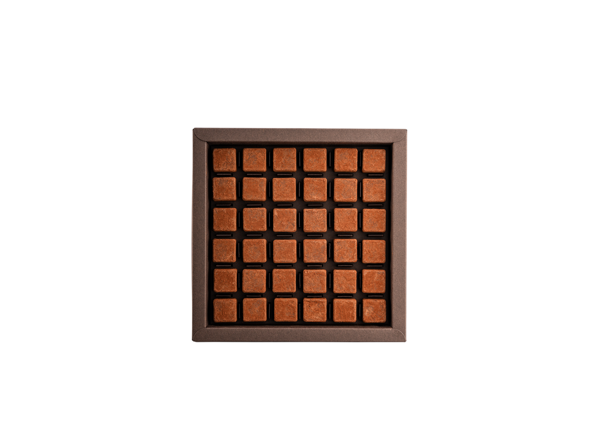 Boîte de 36 Pavés de Genève Favarger, chocolats suisses fondants, fabriqués à Genève. 